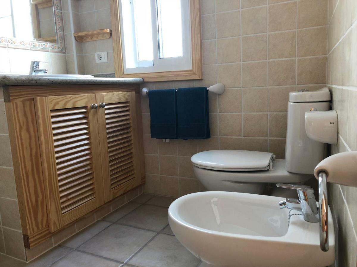 Apartamentos El Faro Puerto De Naos Екстер'єр фото