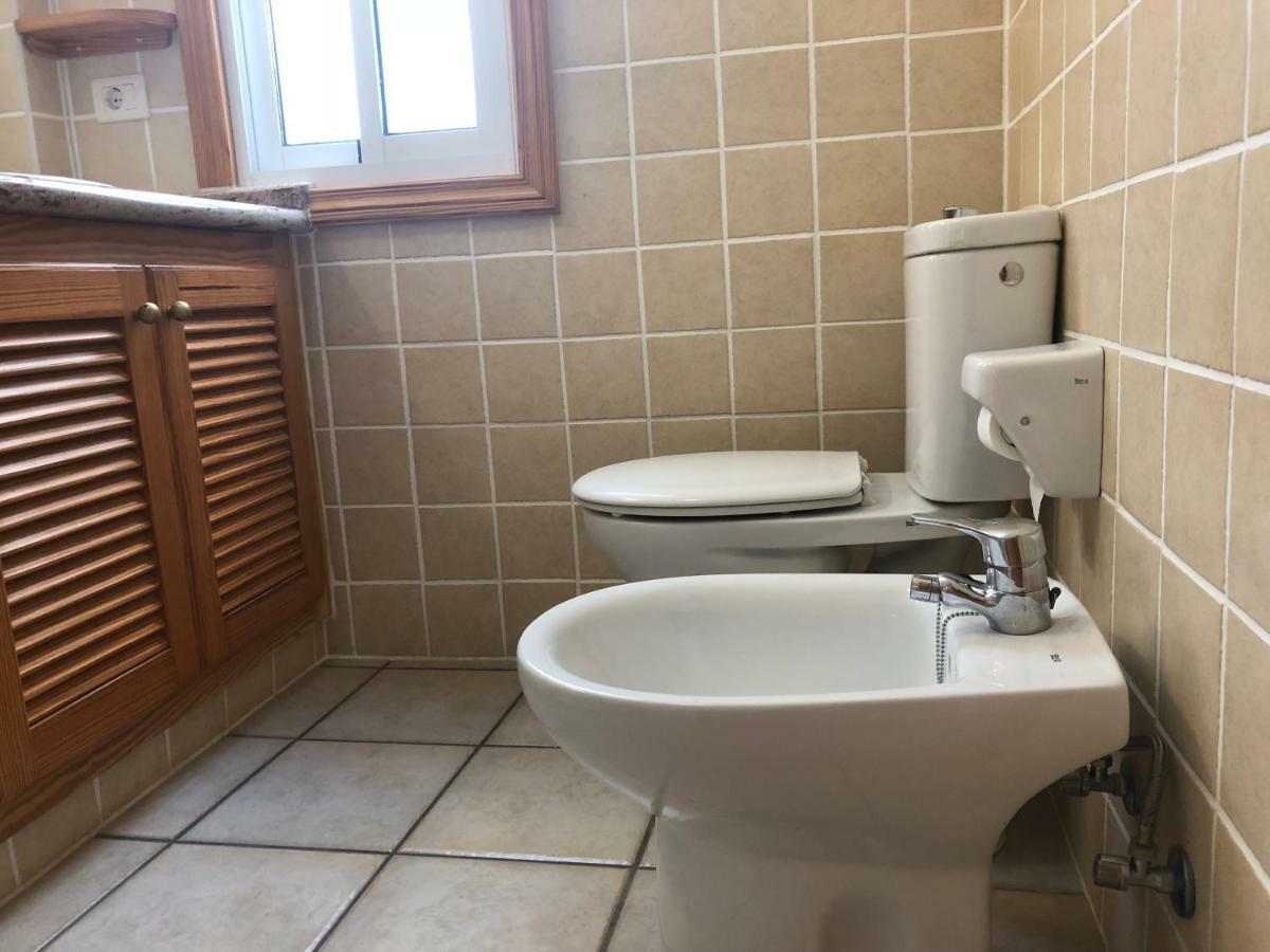 Apartamentos El Faro Puerto De Naos Екстер'єр фото